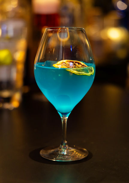 チャイナブルー